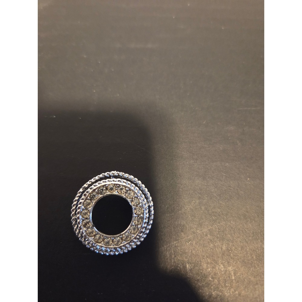 Vintage Silver Tone Rhinestone Circle Brooch Wreath Pin Pave Crystal Rope Border